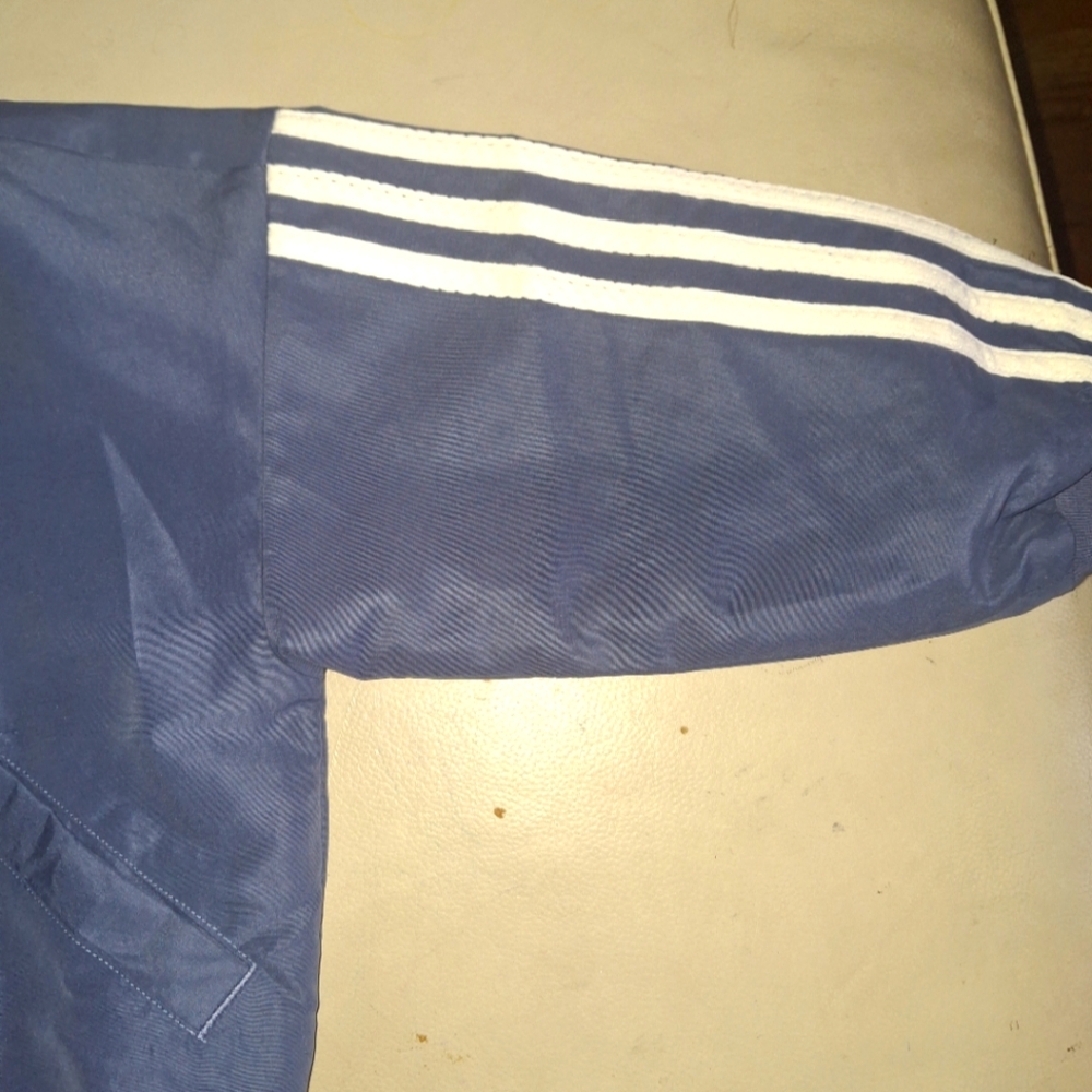 Adidas Disney Mickey Mouse Jacket Blue Zip Closure Front Pockets 2T NEW - Picture 4 of 4